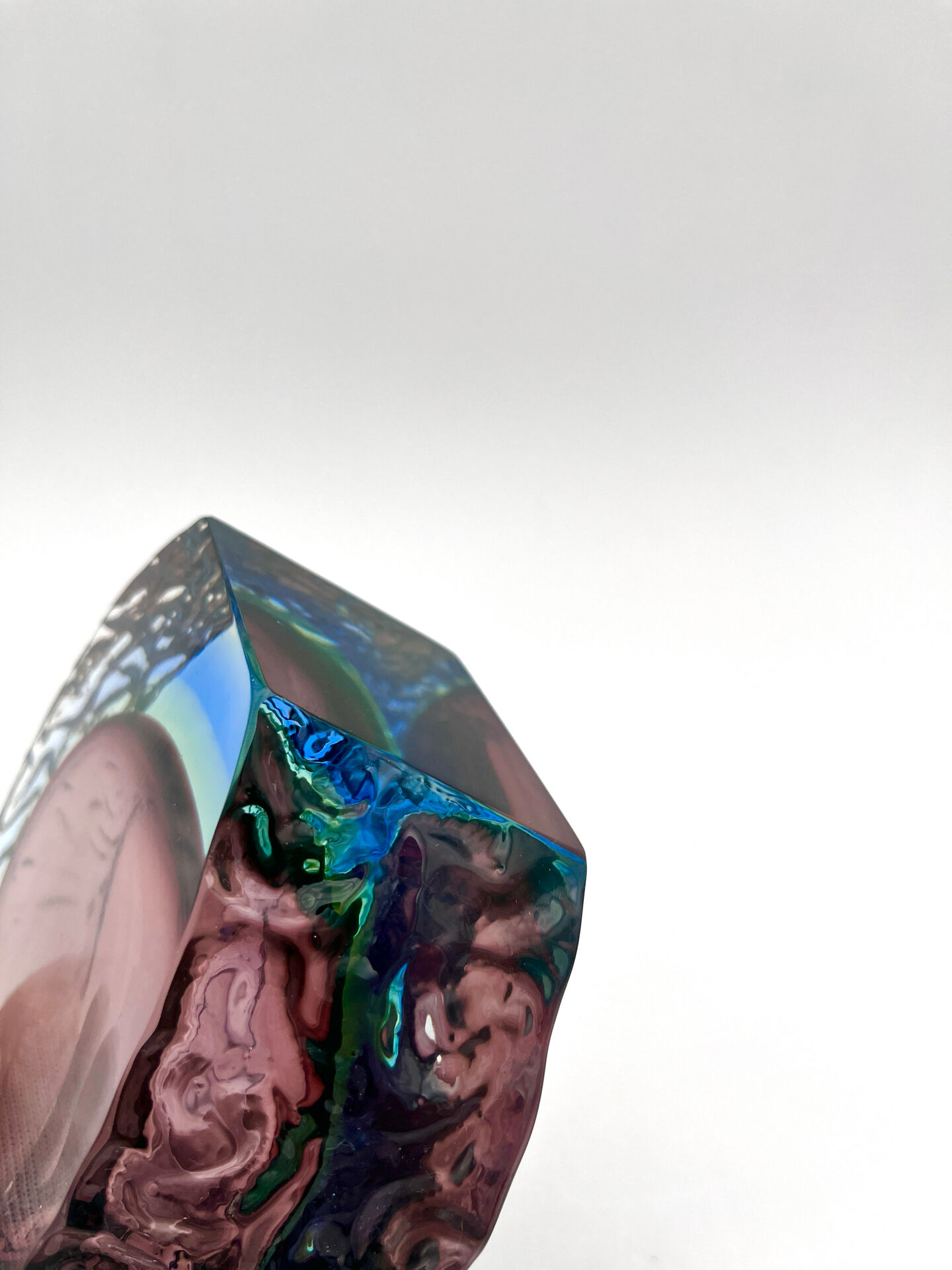 Mandruzzato Murano Sommerso Quadri-layer Outline UV Rare 70s Vase