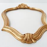 Vintage scallop frame