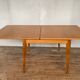 Table carrée pliante papillon en chêne