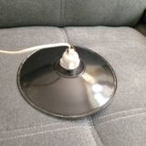 Vintage pendant light in enamelled metal and porcelain