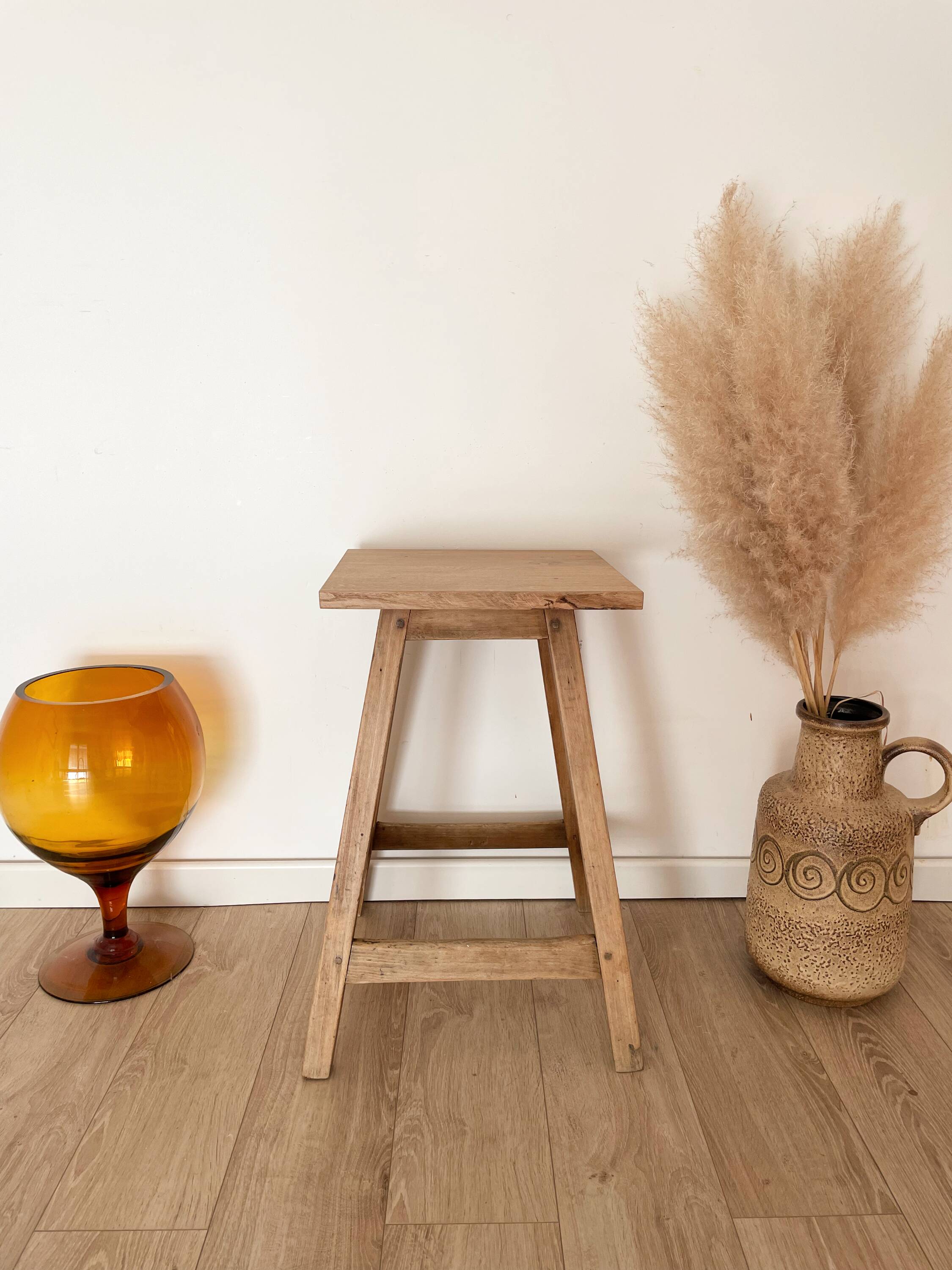 Tabouret ancien