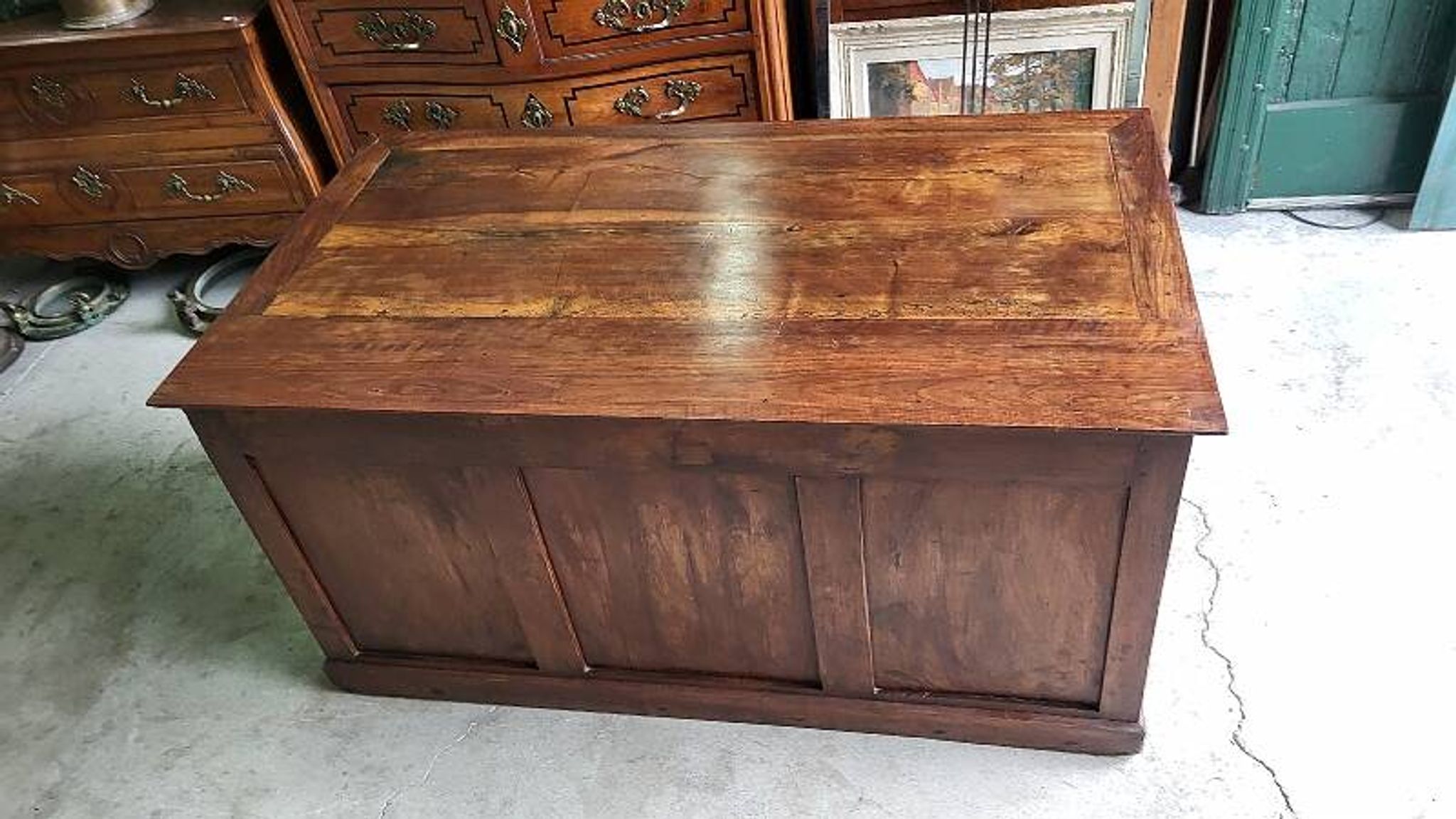 BUREAU A 9 TIROIRS EN NOYER 1900