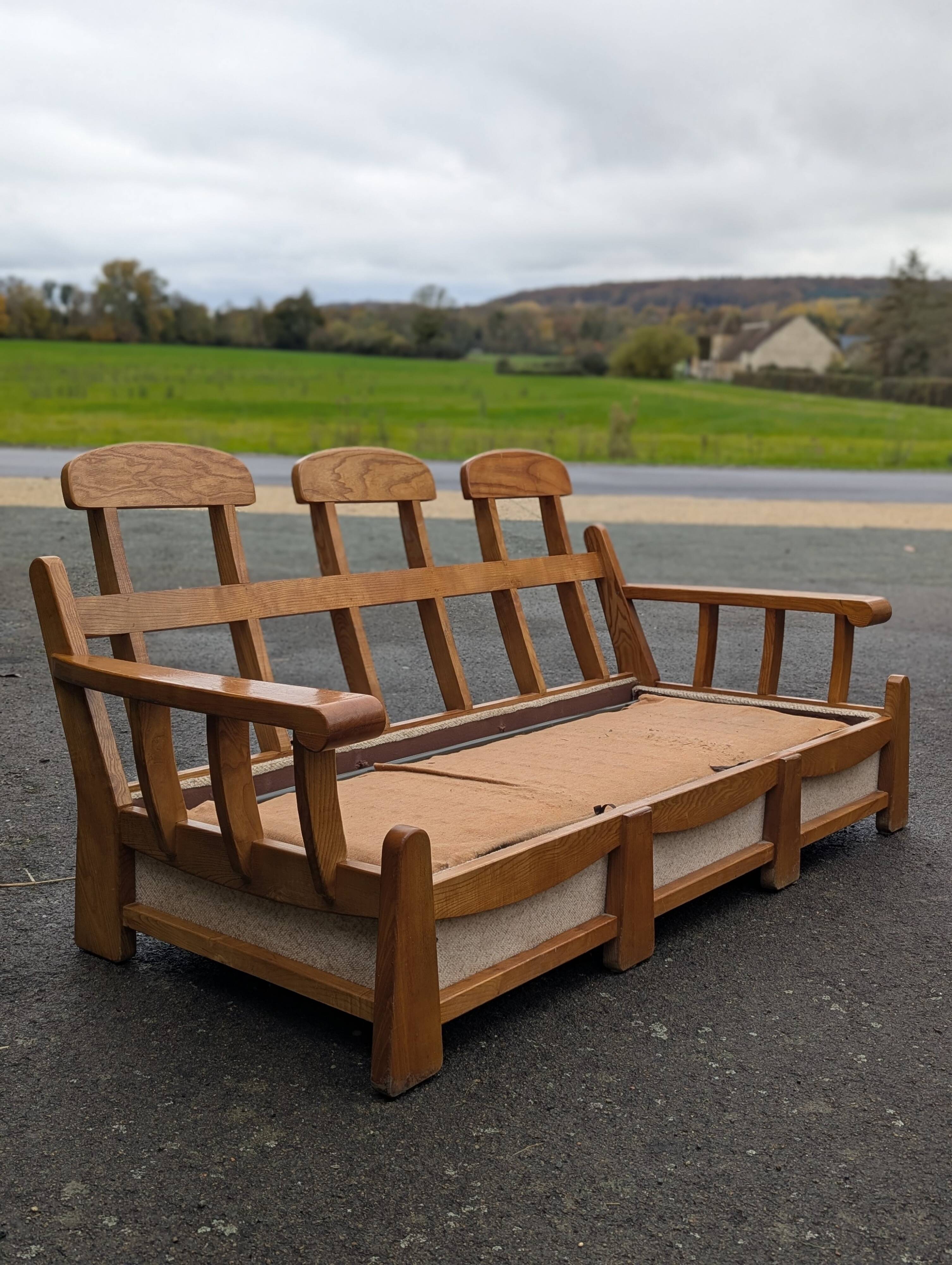 Canapé convertible Maison Regain en orme massif