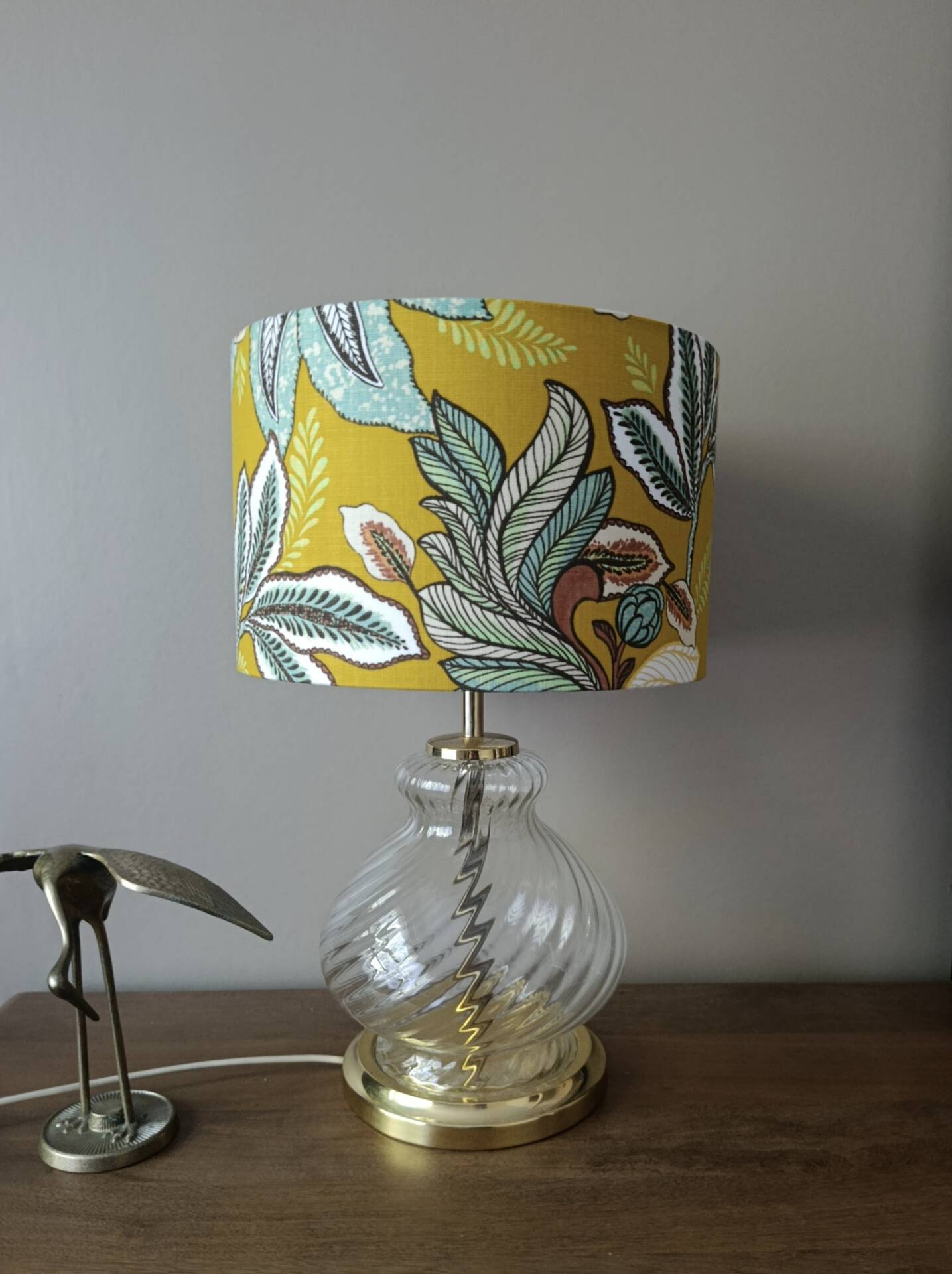 Hollywood Regency style lamp | Chic printed botanical lampshade