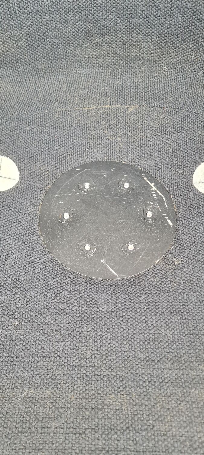 Tulip armchair by Eero Saarinen for Knoll