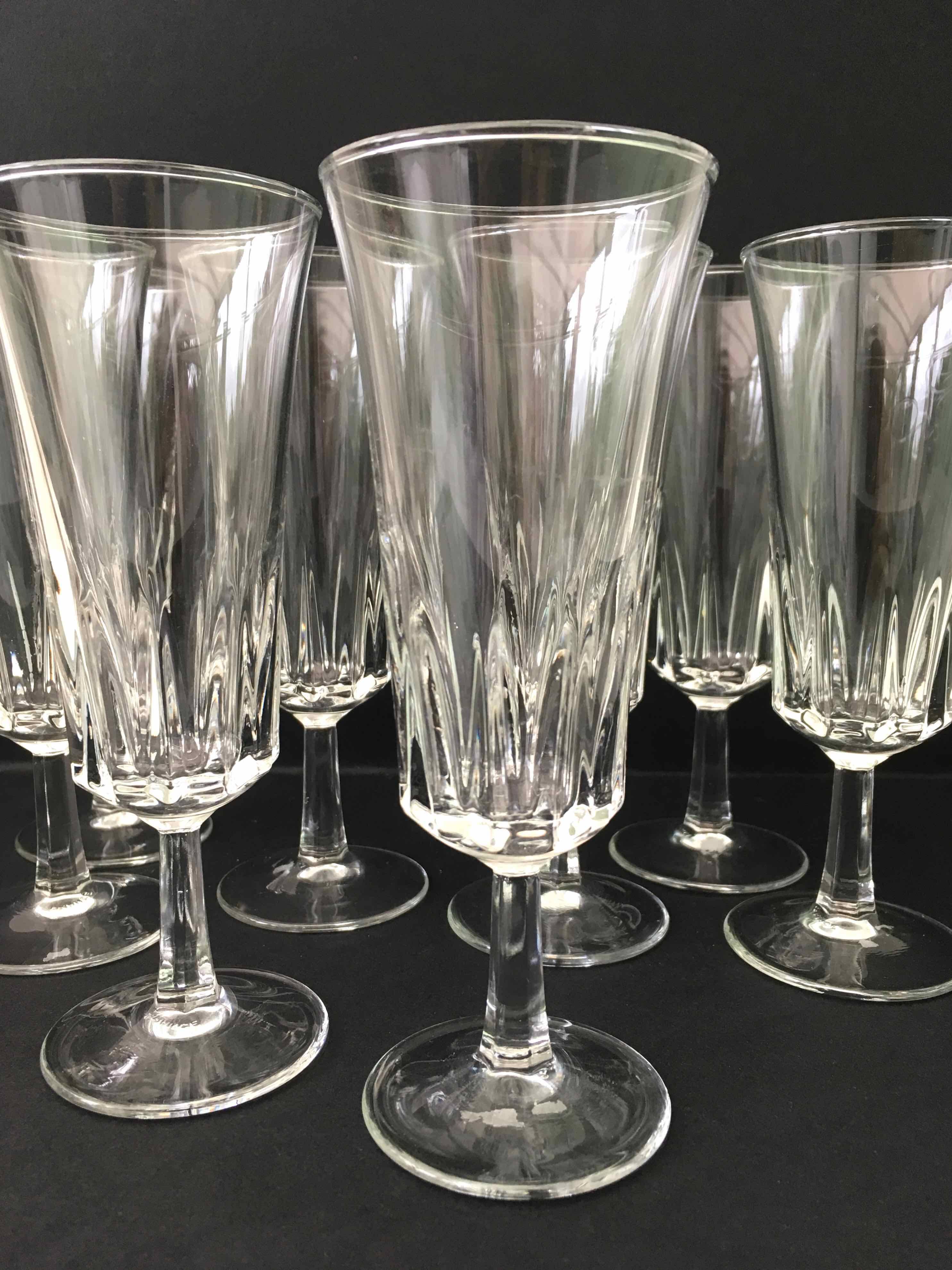 8 flûtes à champagne vintage