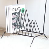 Guerin store vinyls in black metal and wood