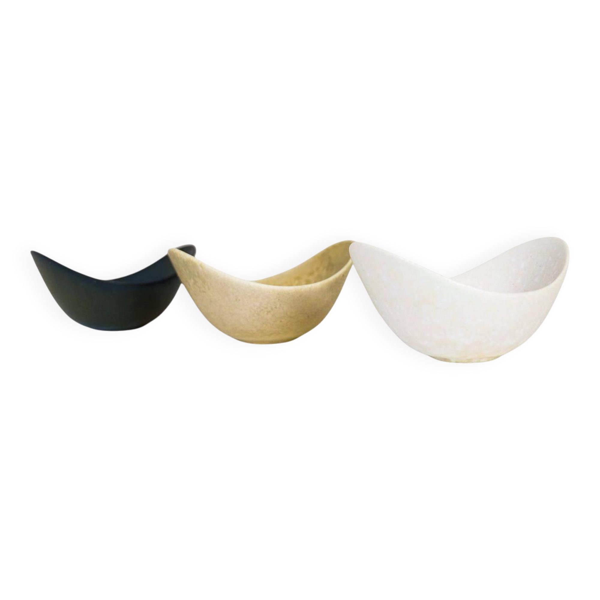 Mid-century modern ceramic set of 3 bowls by Gunnar Nylund, Rörstrand, Sweden.