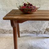 Scandinavian style plant holder with compass base