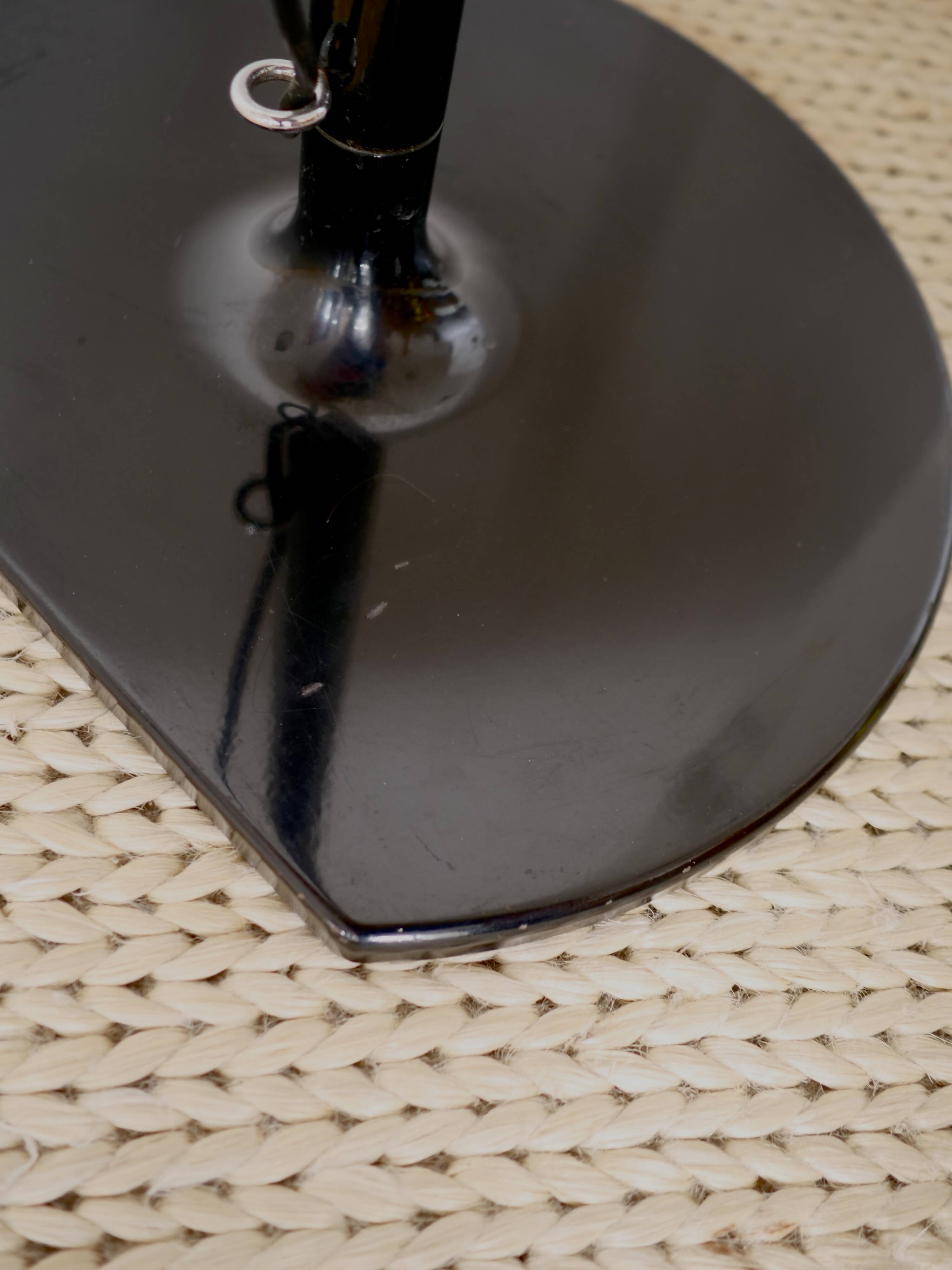 Lampadaire modèle "Coupé" de Joe colombo éditio Oluce circa 1970