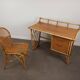 Bureau et sa chaise en rotin