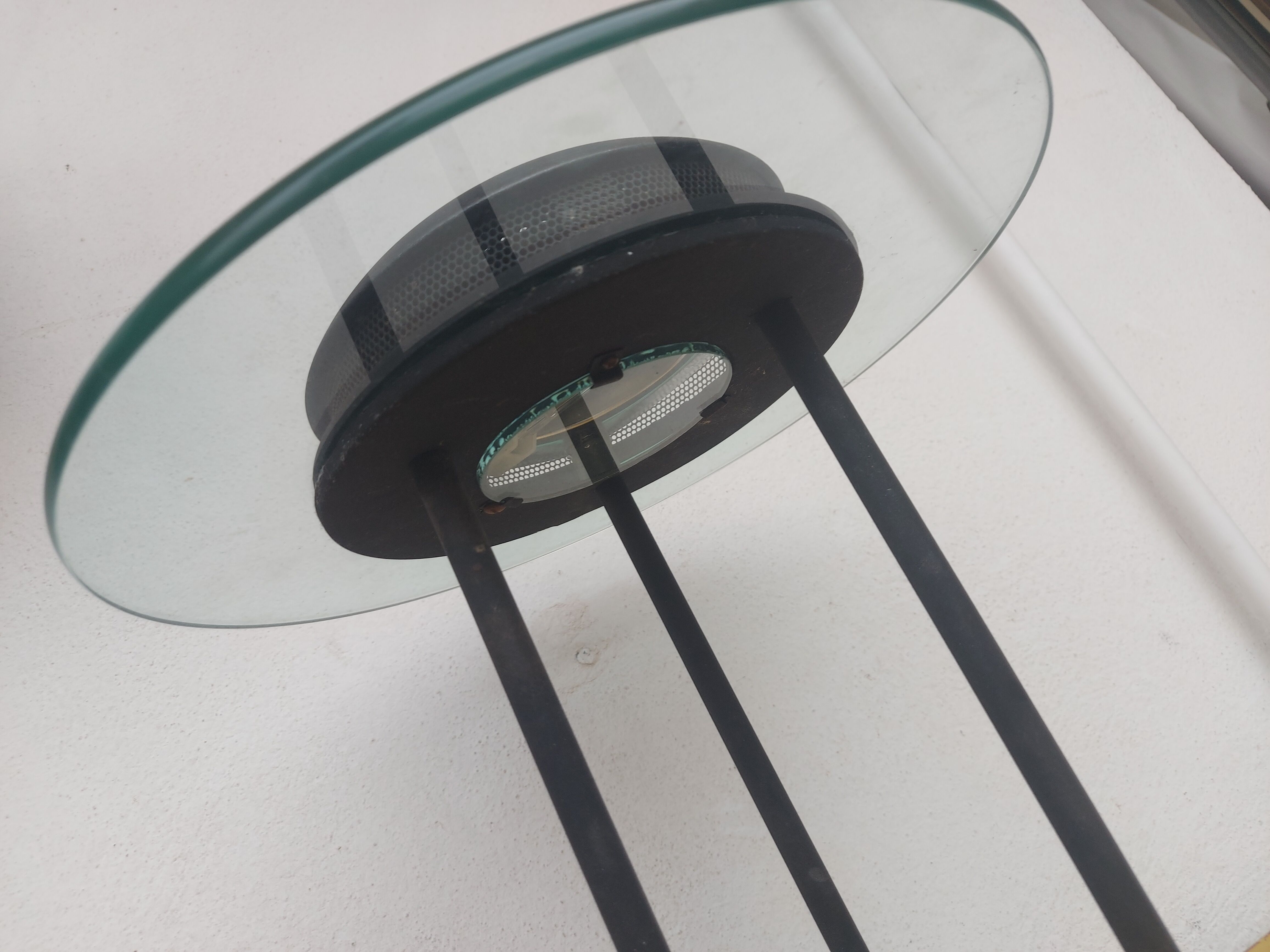 Lampe saturne par rober sonneman avec variateur