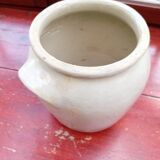 Off-white sandstone pot