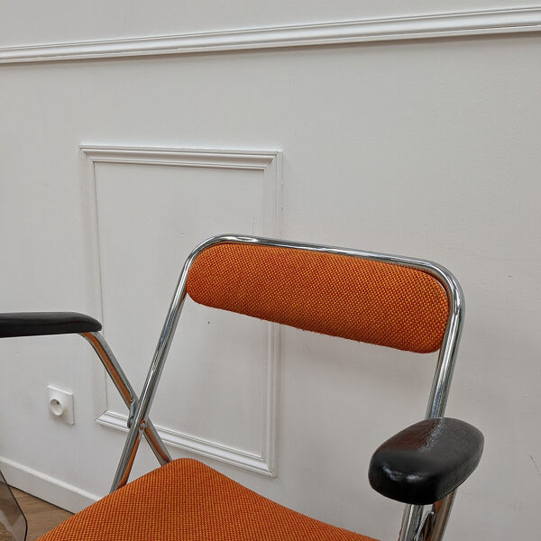 Chaise orange pliable vintage