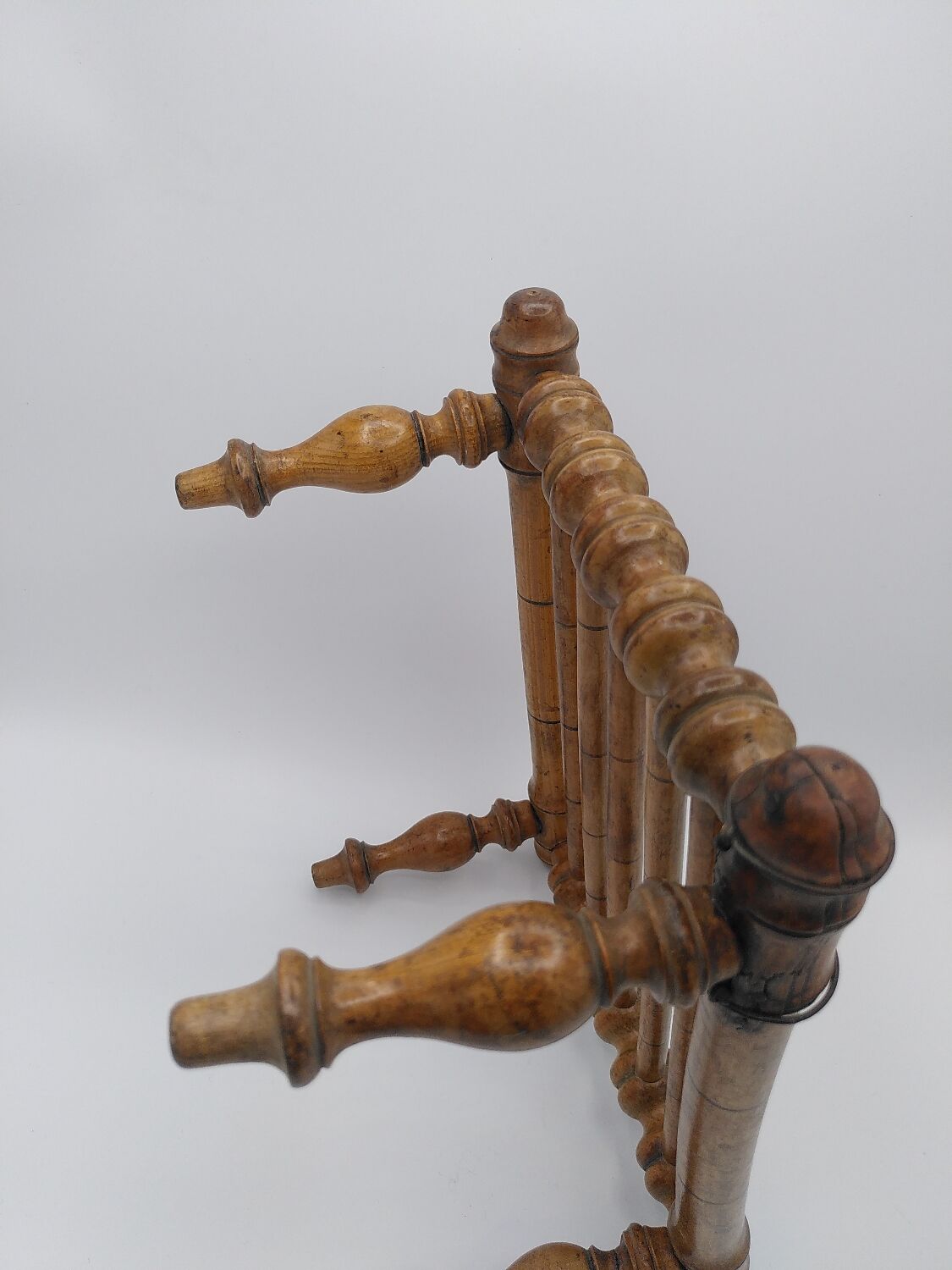 Bamboo imitation footrest