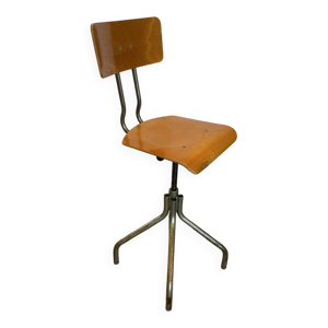 Ancienne chaise d’atelier - haute