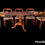 Round table and 4 chairs mahogany of the indies