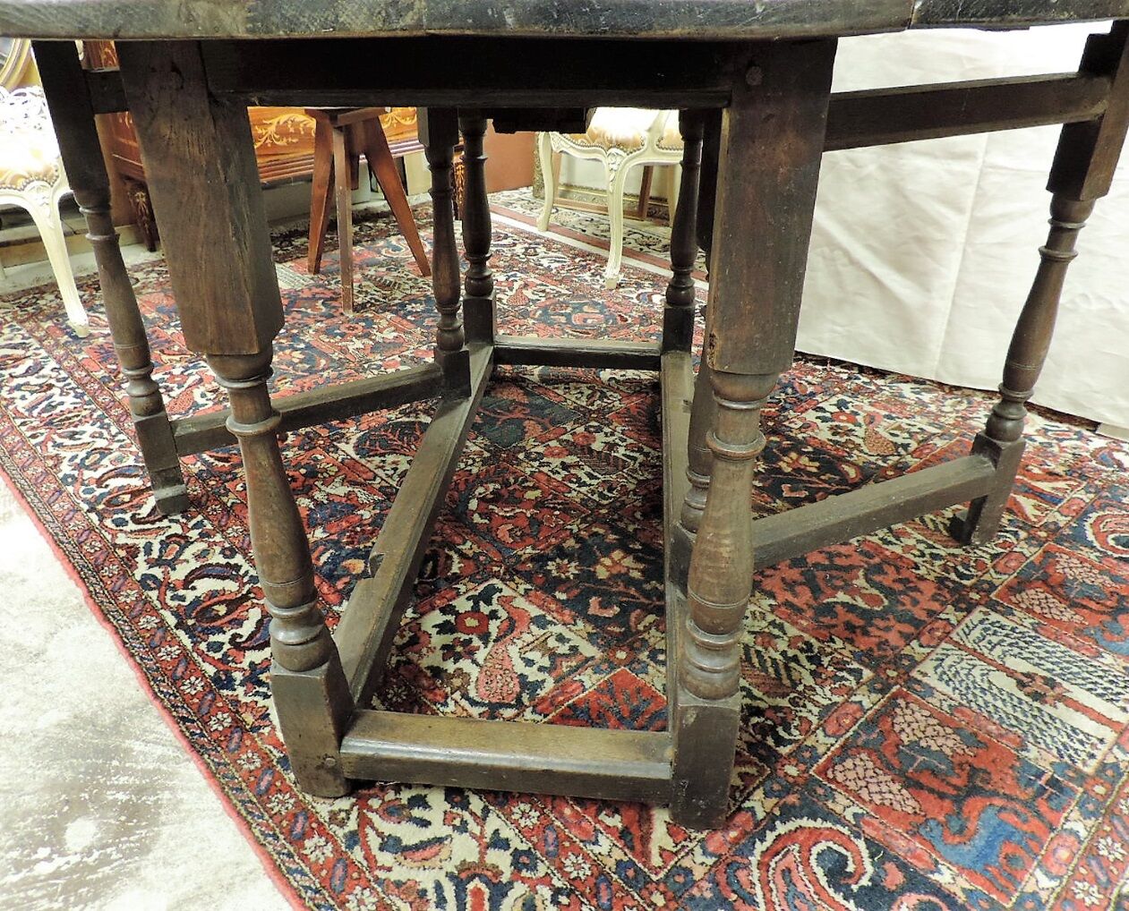Great England XVIII century oak Gateleg table