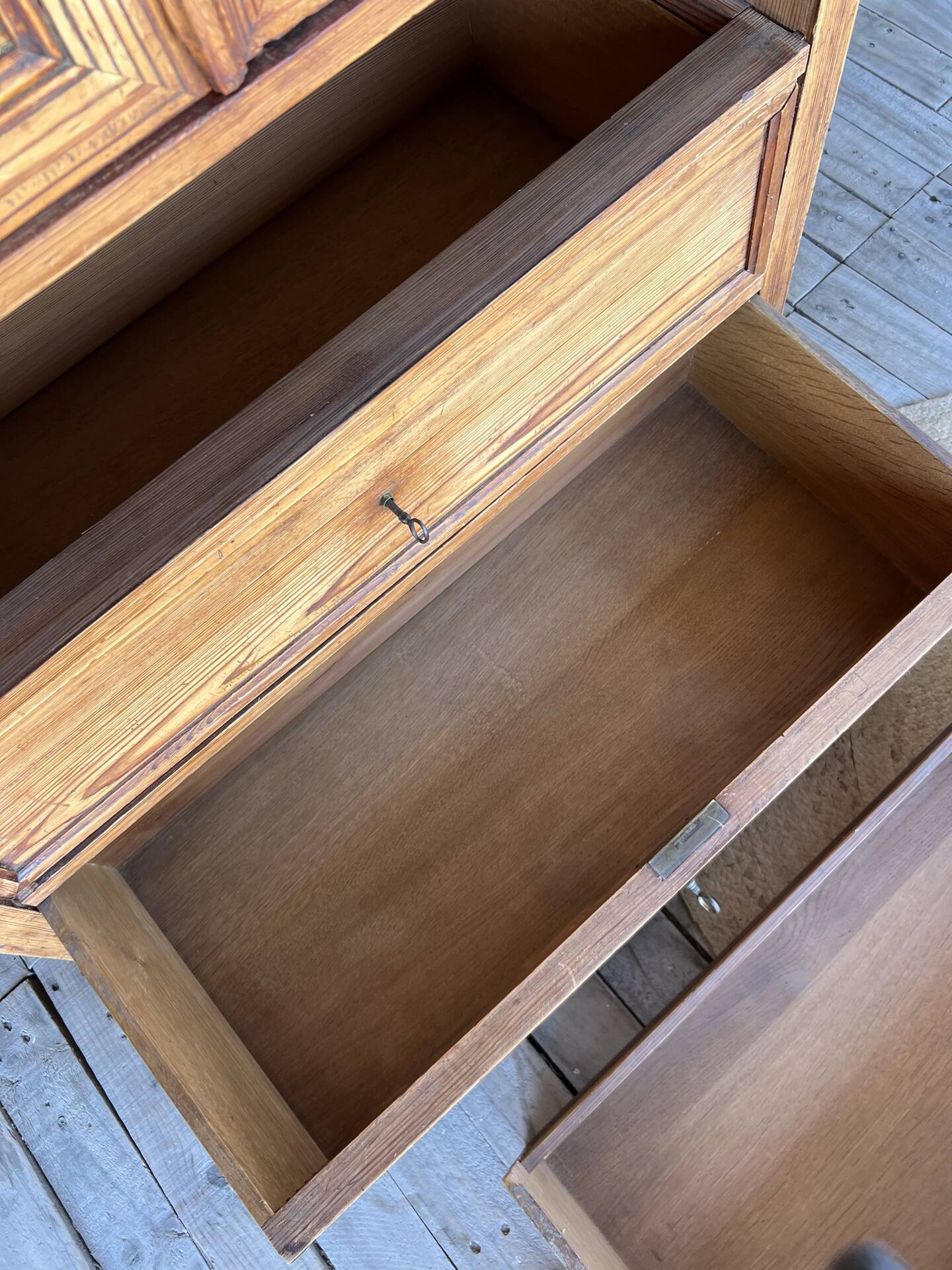 Raw wood furniture