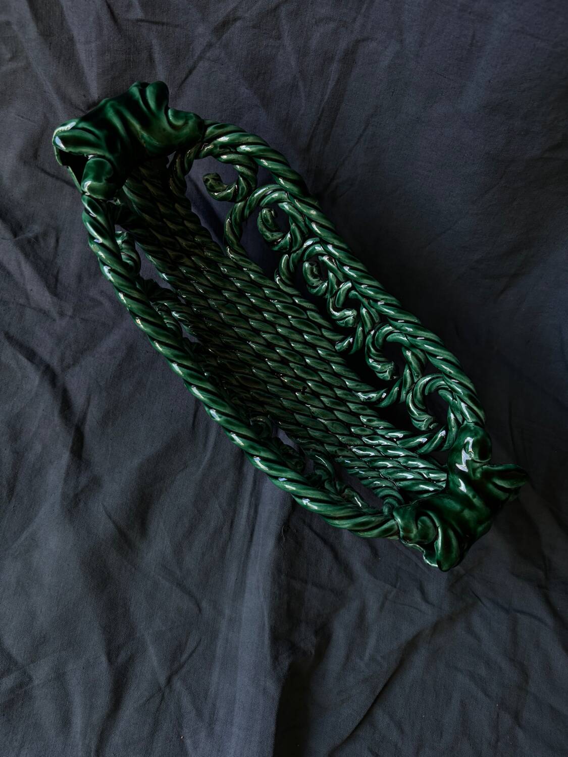 Green woven ceramic fruit bowl