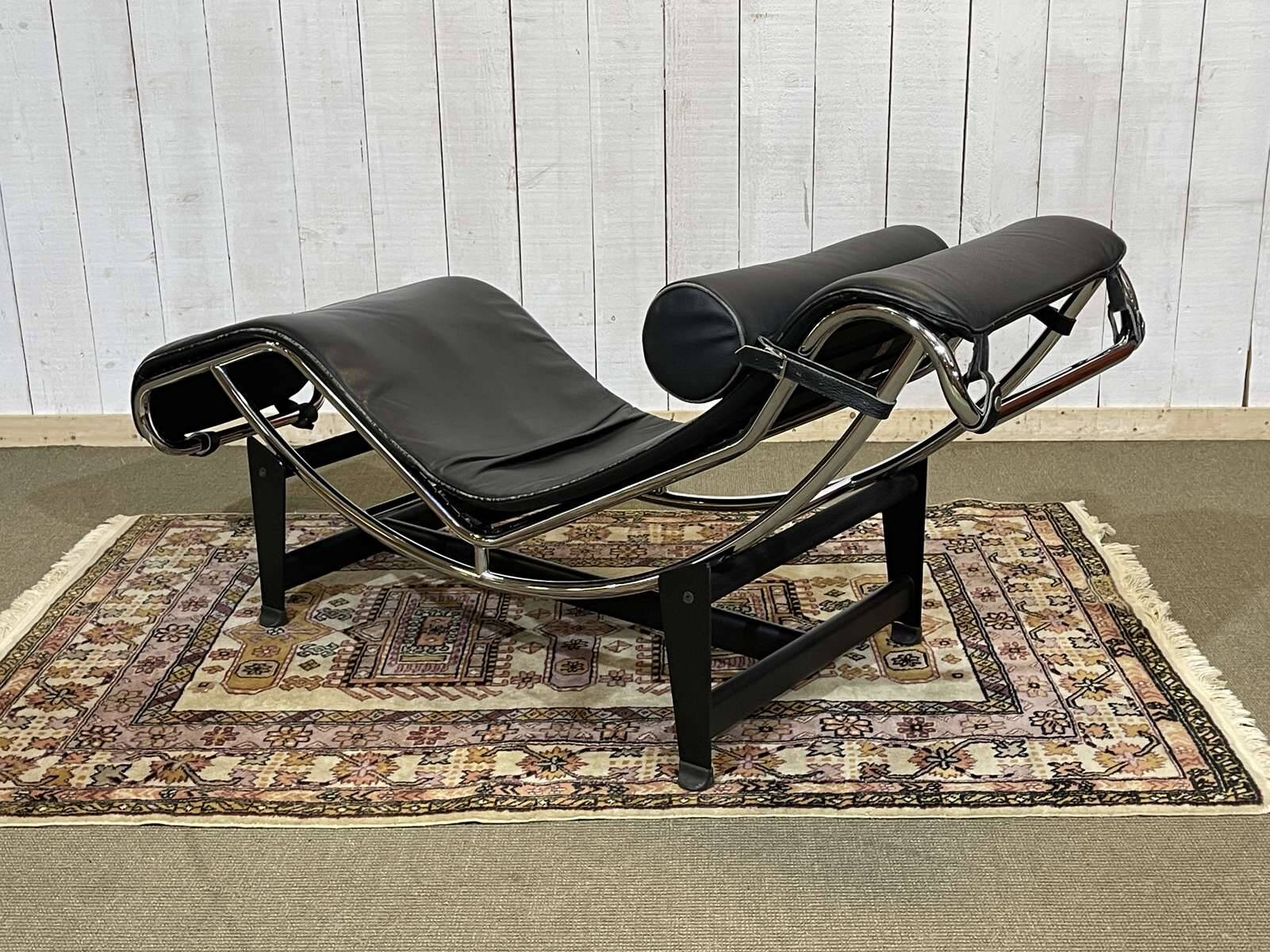 Chaise longue in the style of the LC4 by Le Corbusier - modern work