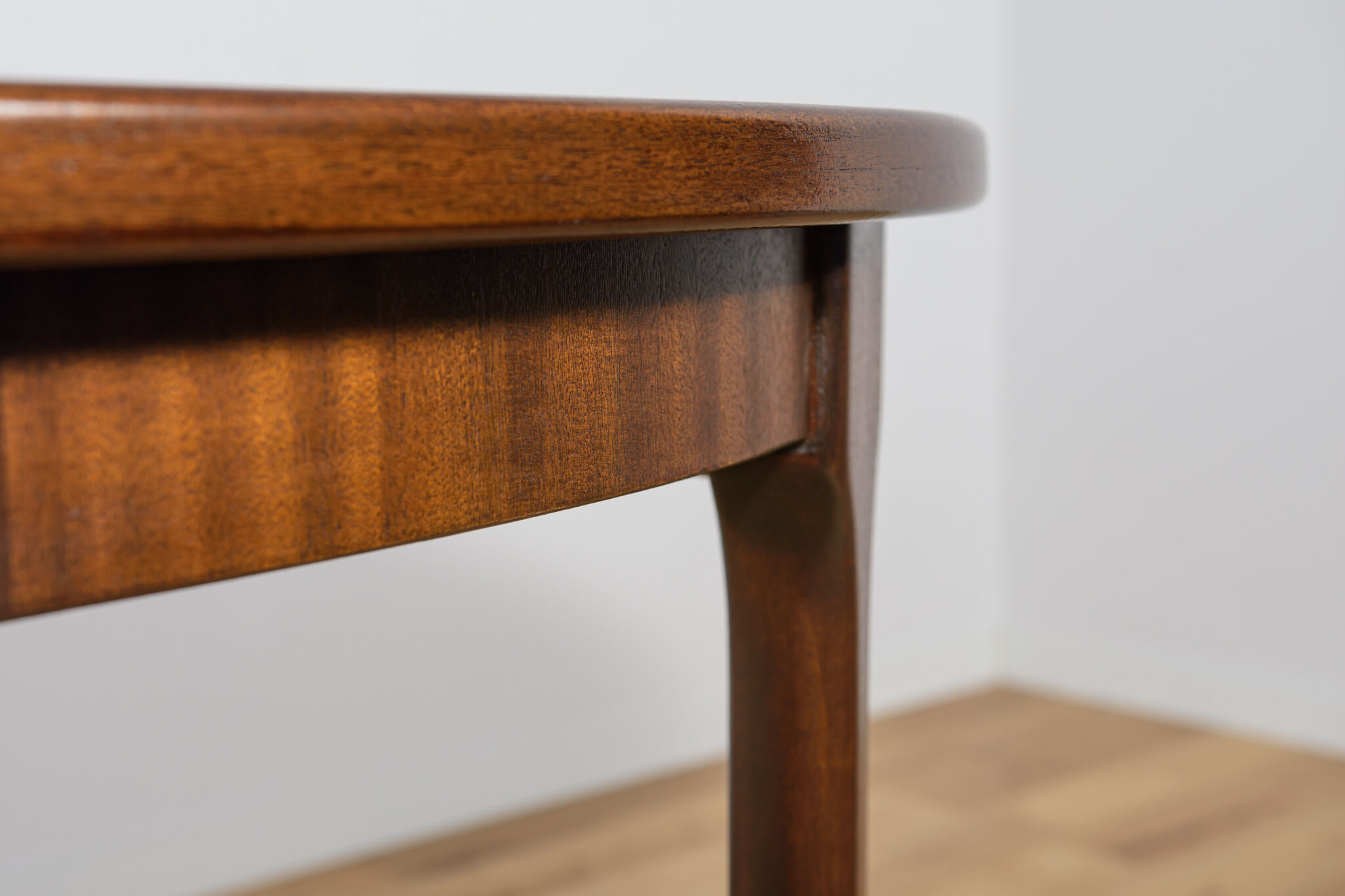Mid-century teak oval extendable dining table from McIntosh, United Kingdom, 1960s