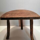 Tabouret tripode dît de traite