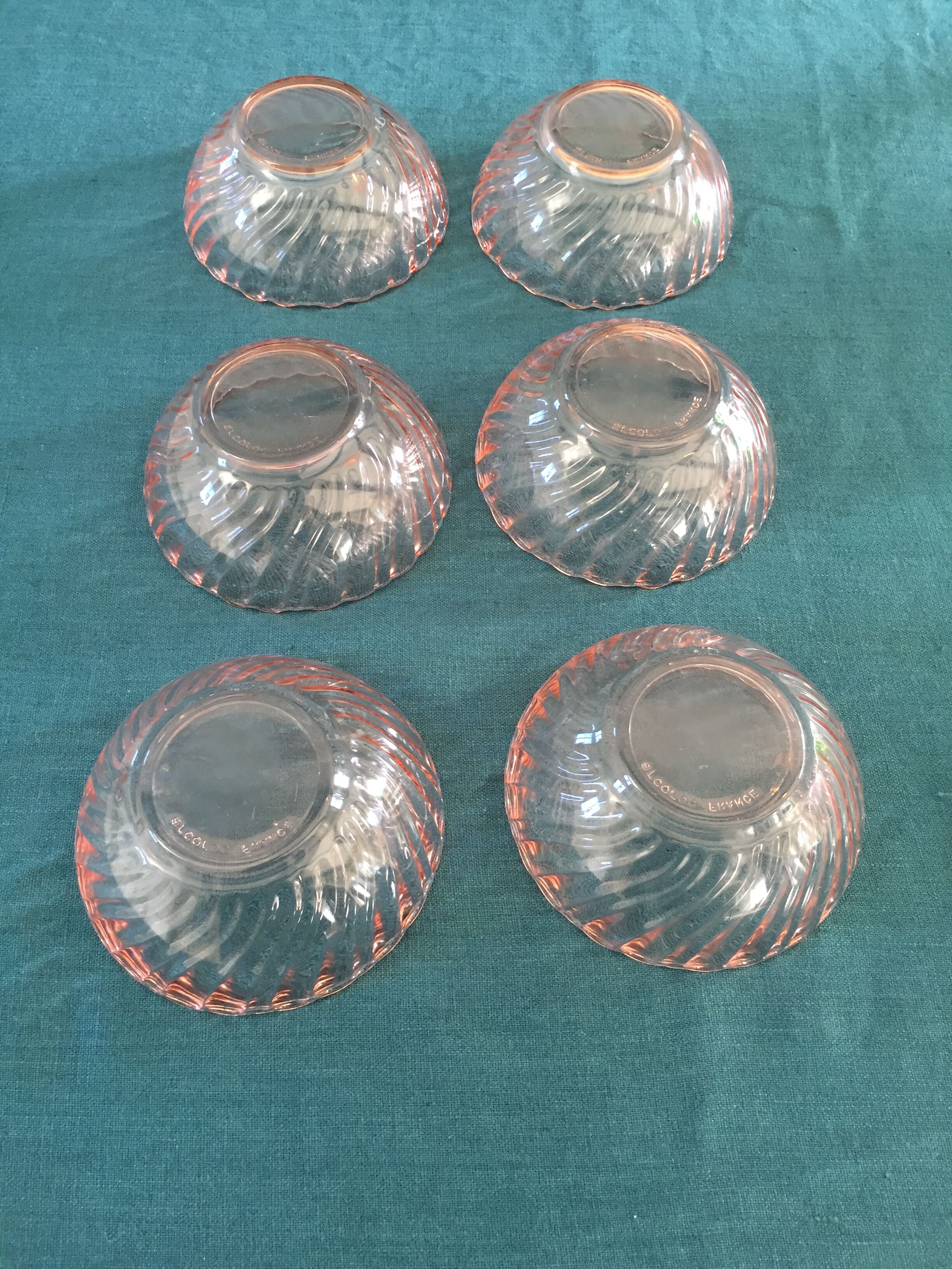 Series of 6 cups in pink glass France