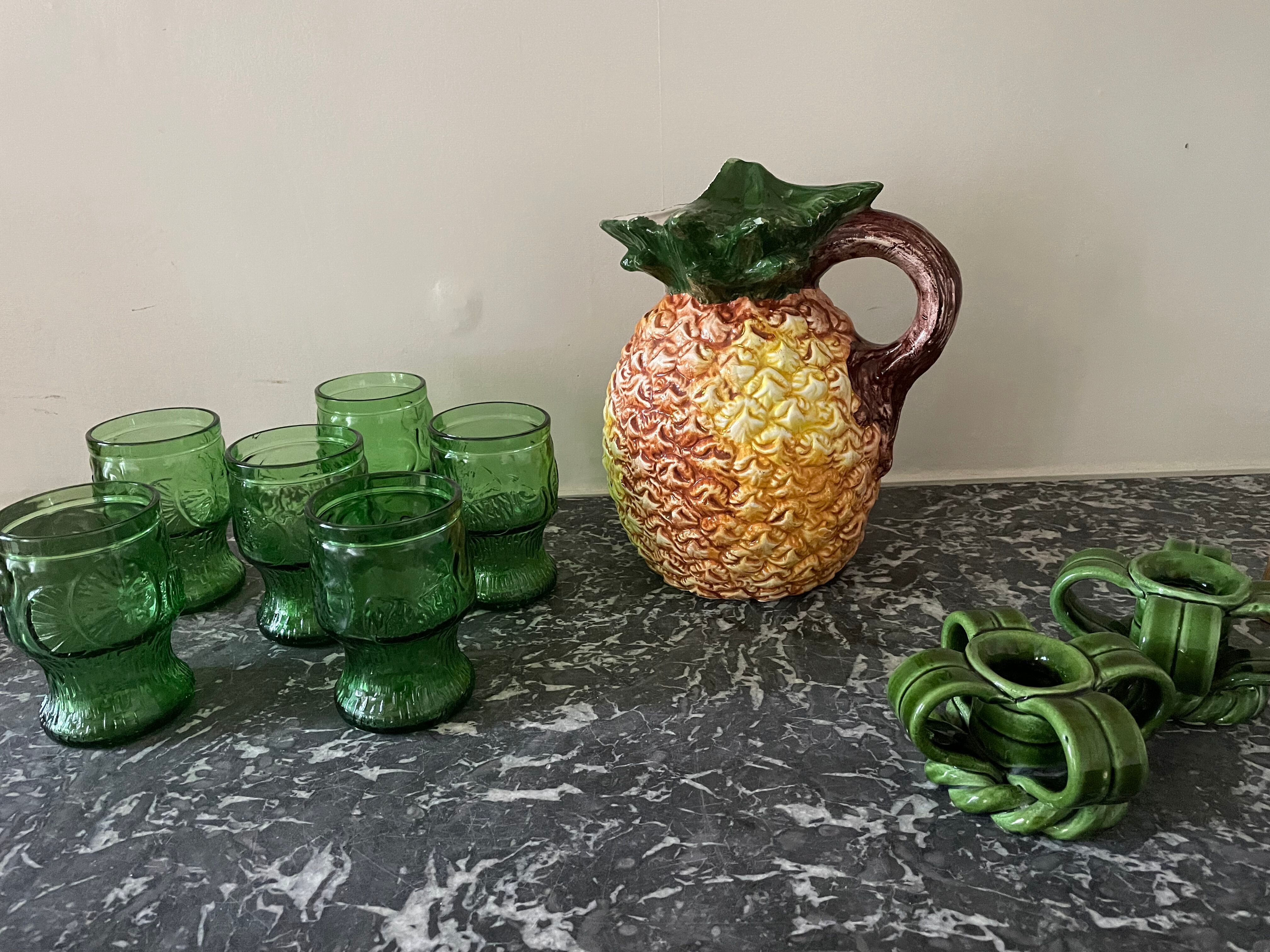 Pineapple slurry pitcher