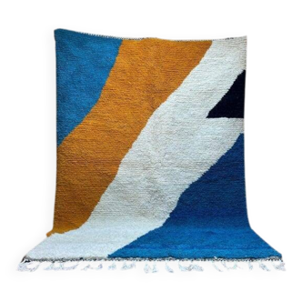 Magnificent handcrafted rug 200cm x 300cm