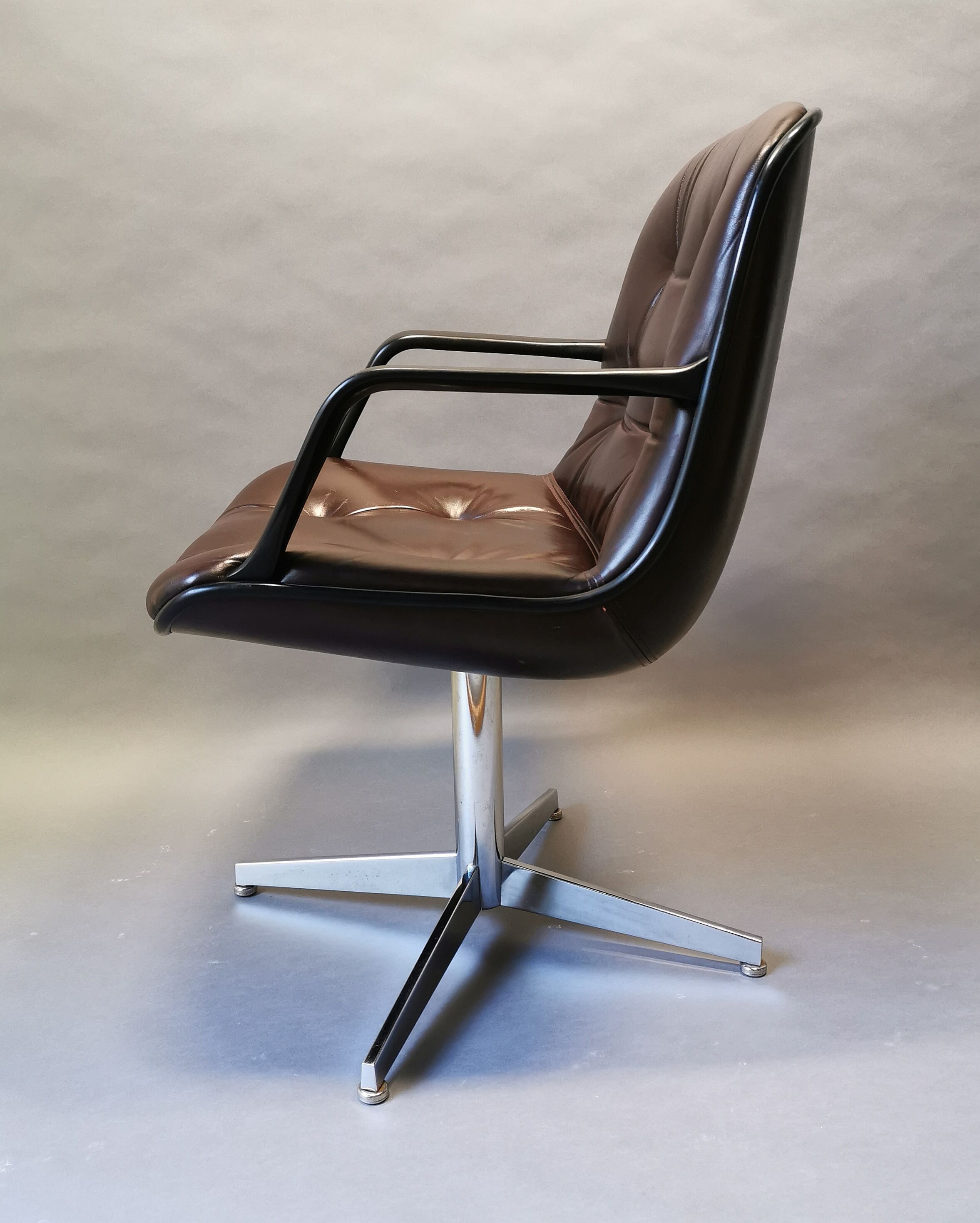 Randall Buck leather desk for Steelcase strafor 1975