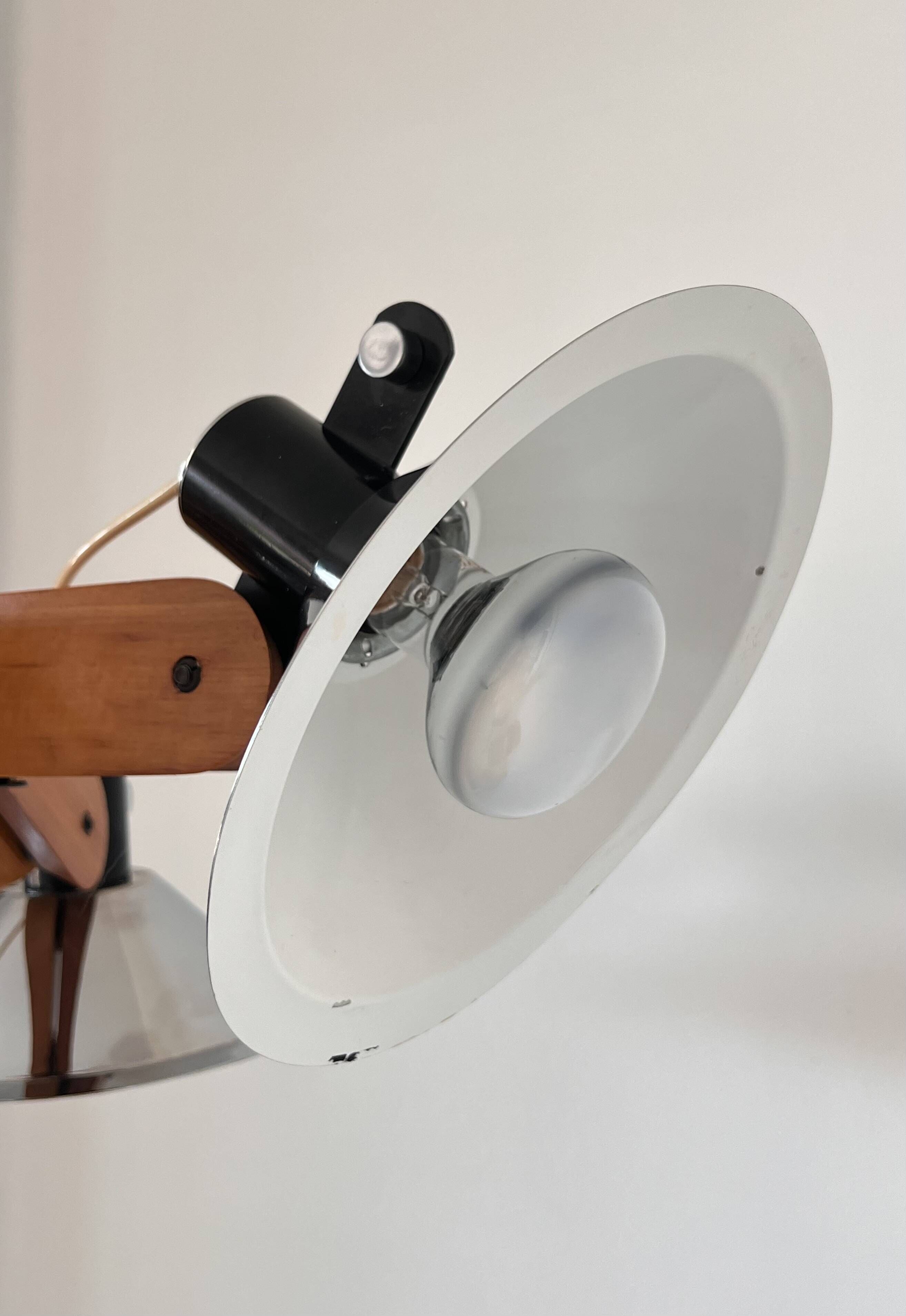 Three-light floor lamp in wood and chrome metal, Spain 1970s.