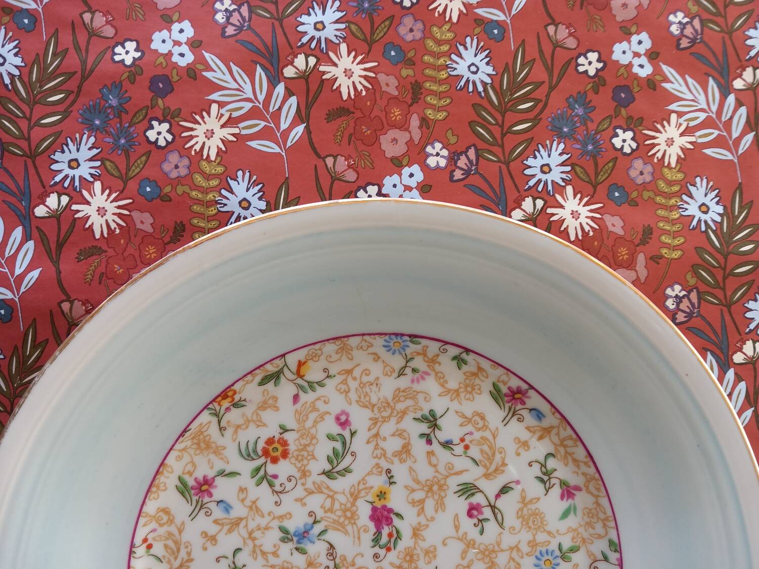 Haviland hollow round serving dish