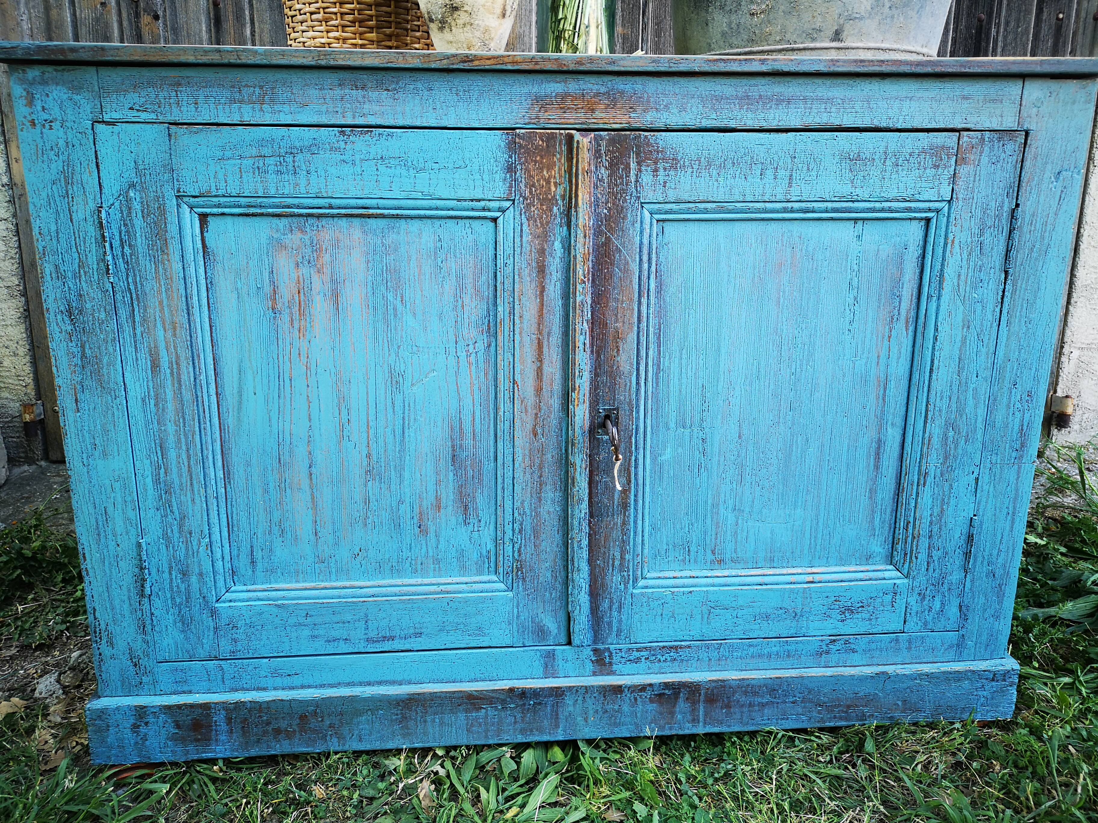 Buffet campagne patiné bleu