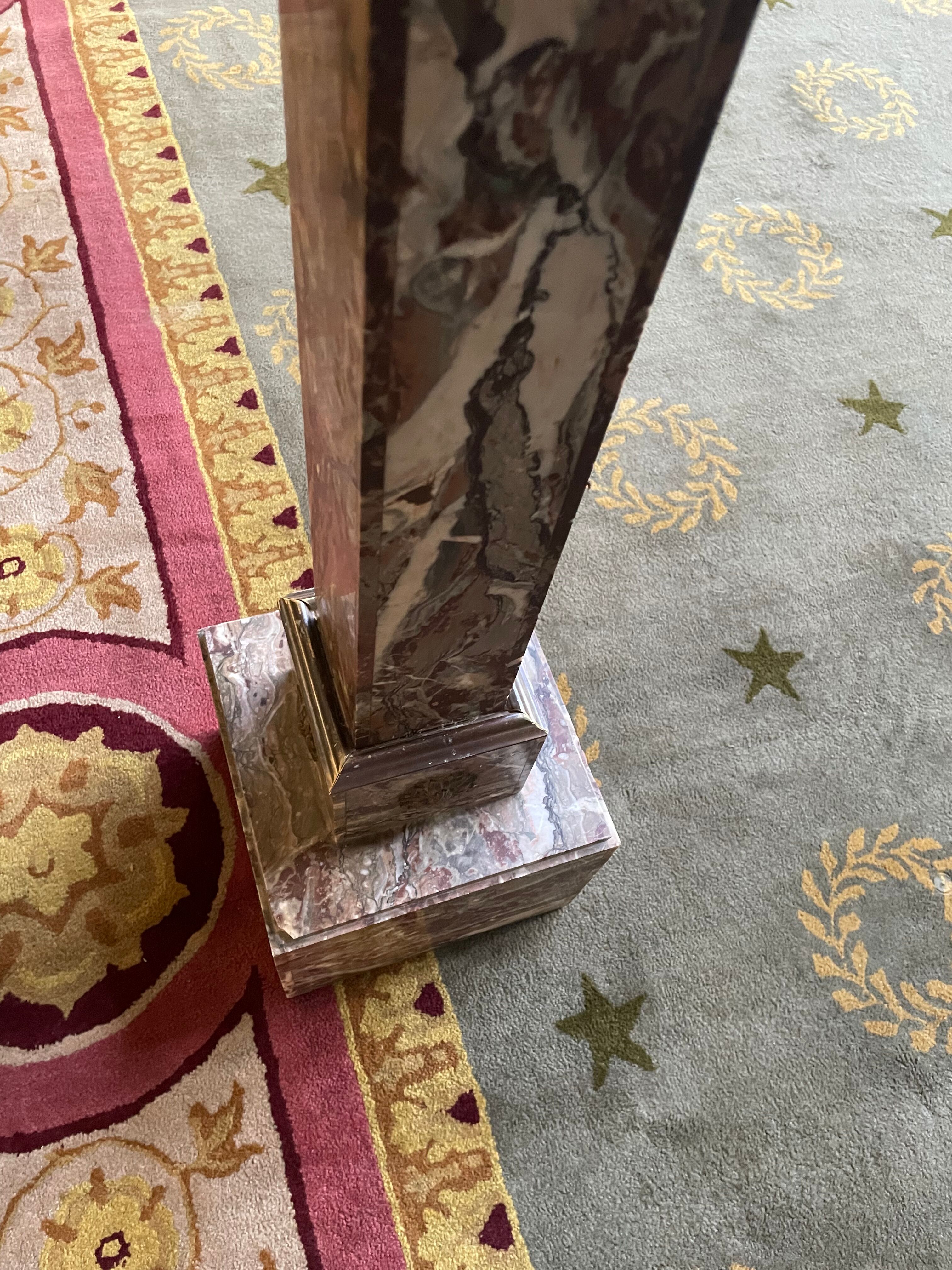 Marble and bronze sheathed selette