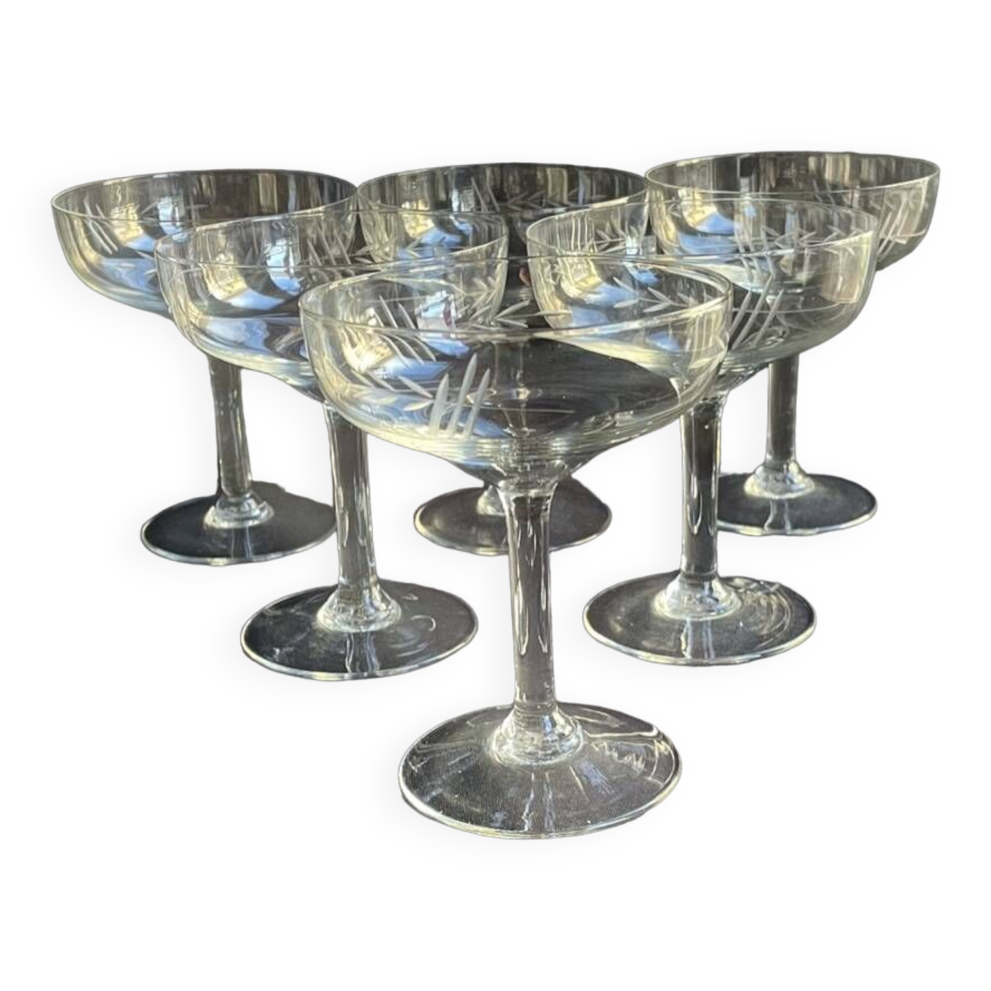 6 Champagne glasses – Cut crystal