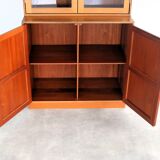 vintage wall cabinet | display cabinet | C. Hvidt