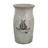 Vase en grés signé AH