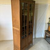 Antique display case in blond wood – small-paned windows with key