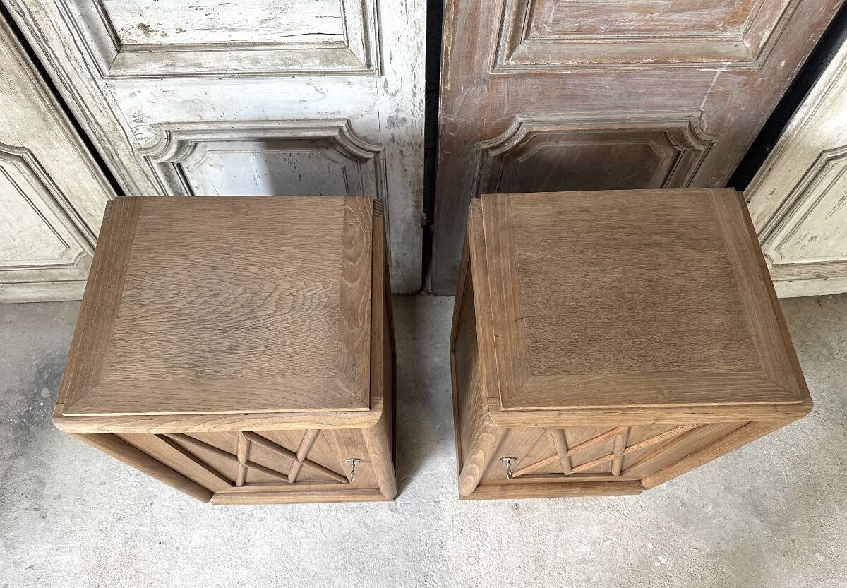 Pair of Art Deco bedside tables in oak