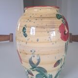 Fine vase from Moustiers CZ