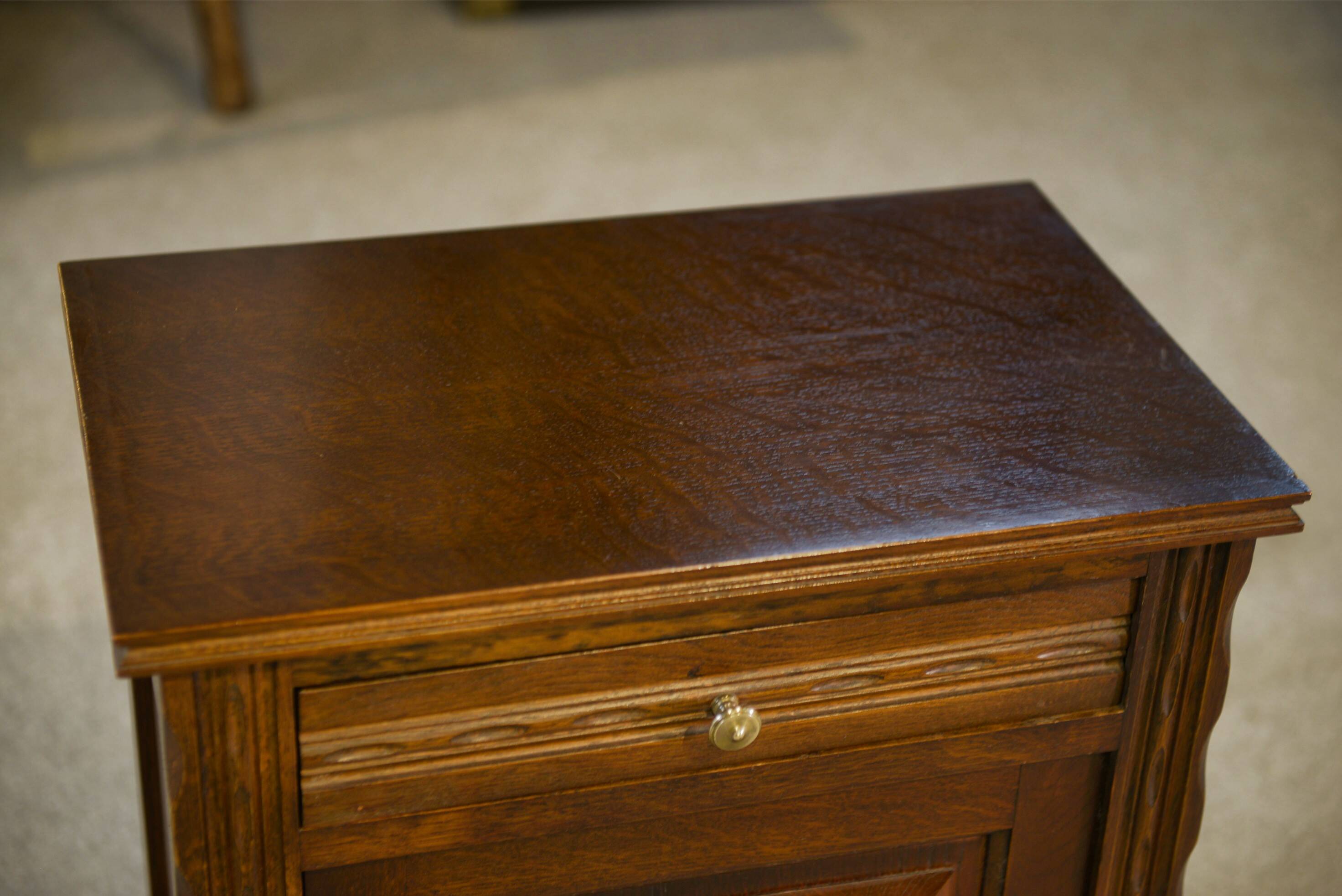 Brutalist bedside table/occasional furniture in oak from the 1960s.