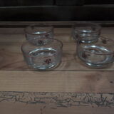 Set of 4 floral pattern cups