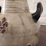 Vase with handles in Guérin sandstone