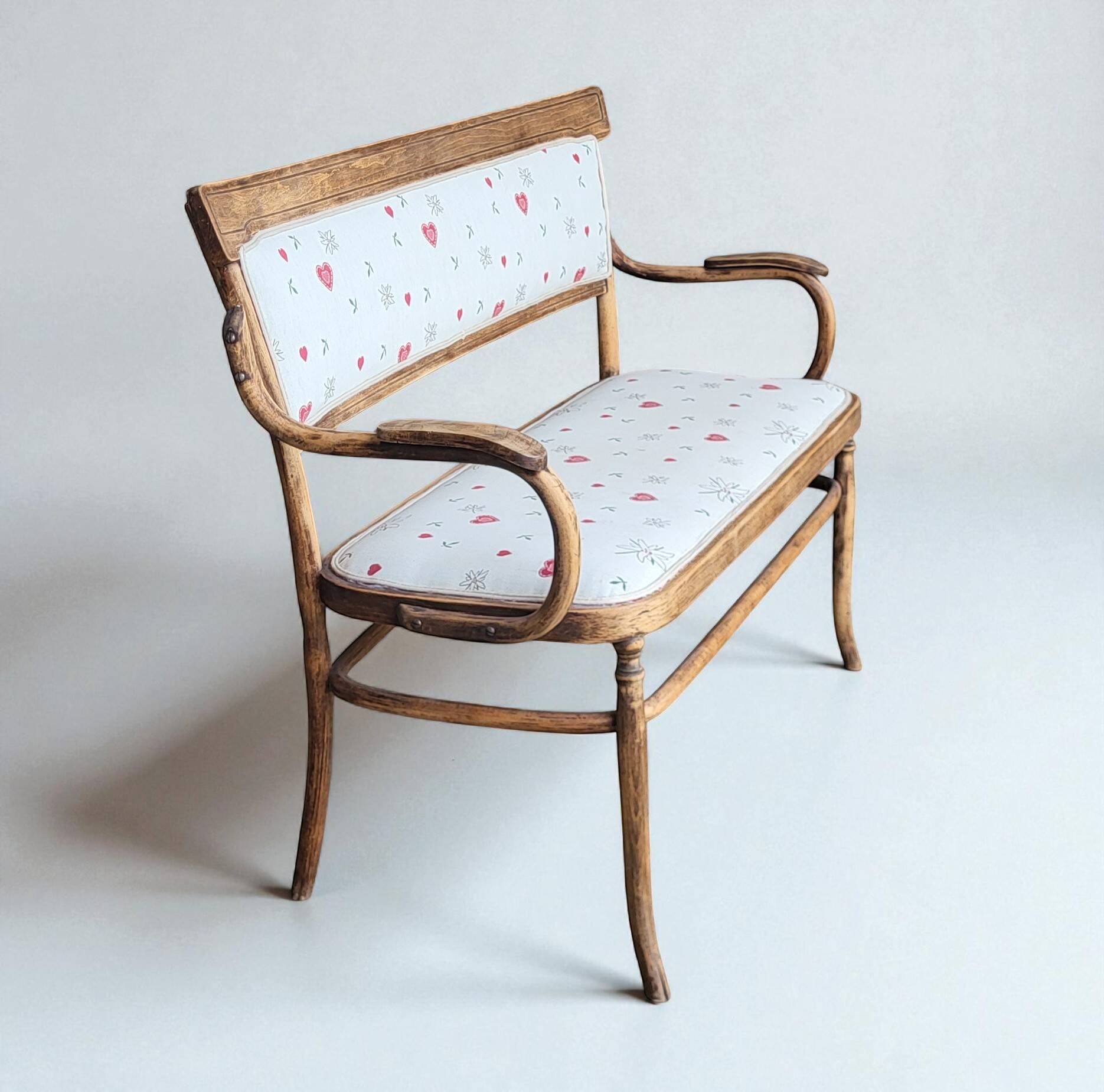 Mundus Vienna Austria Bentwood Living Room