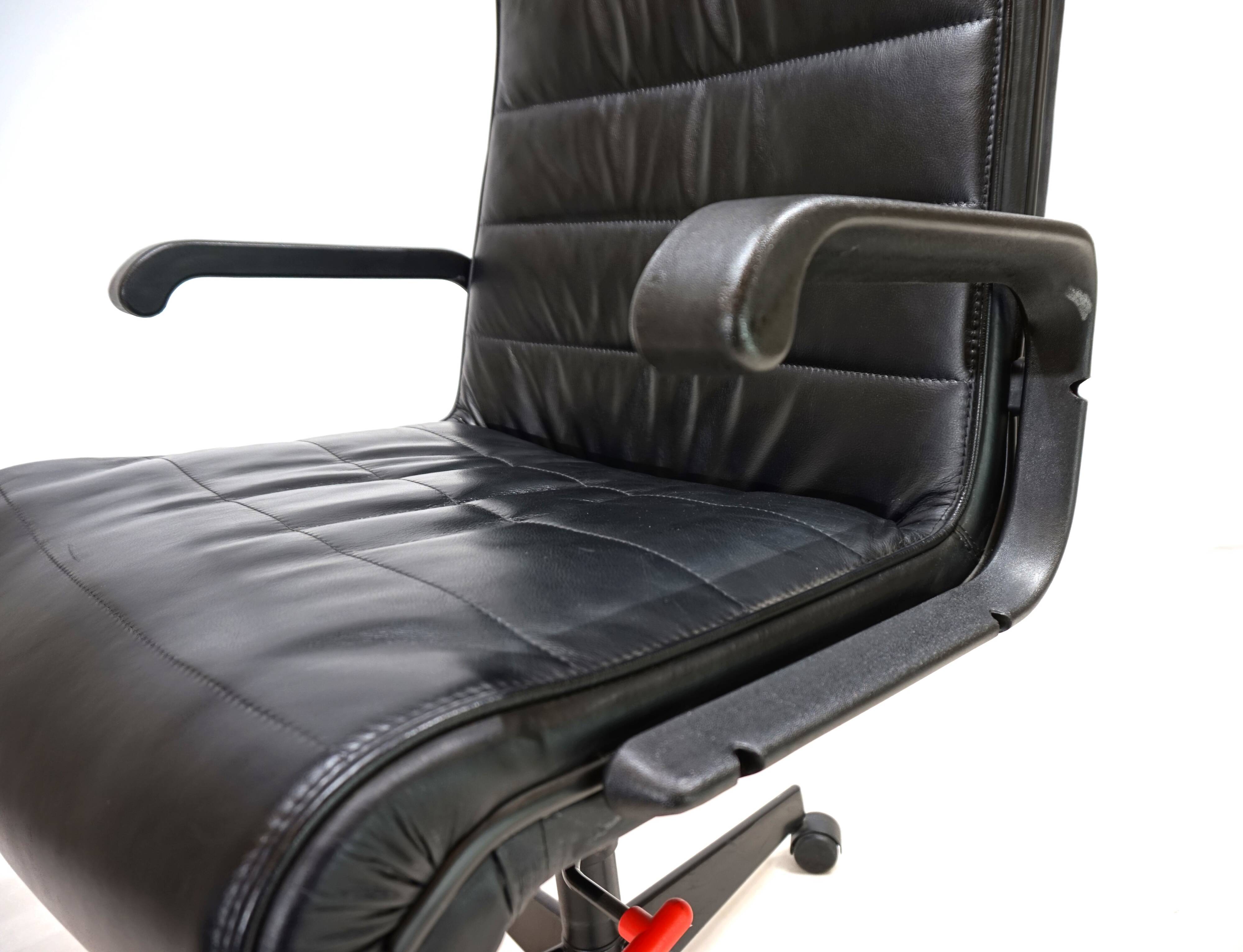 Knoll International office chair by Richard Sapper, 1980