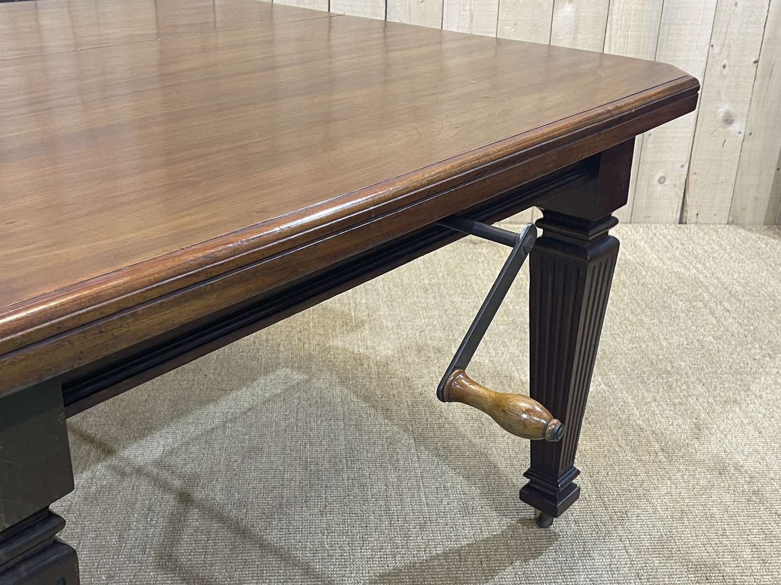 English mahogany table from the 1930s with an extension