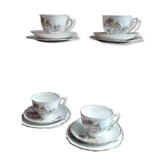 Set of 4 tea cups