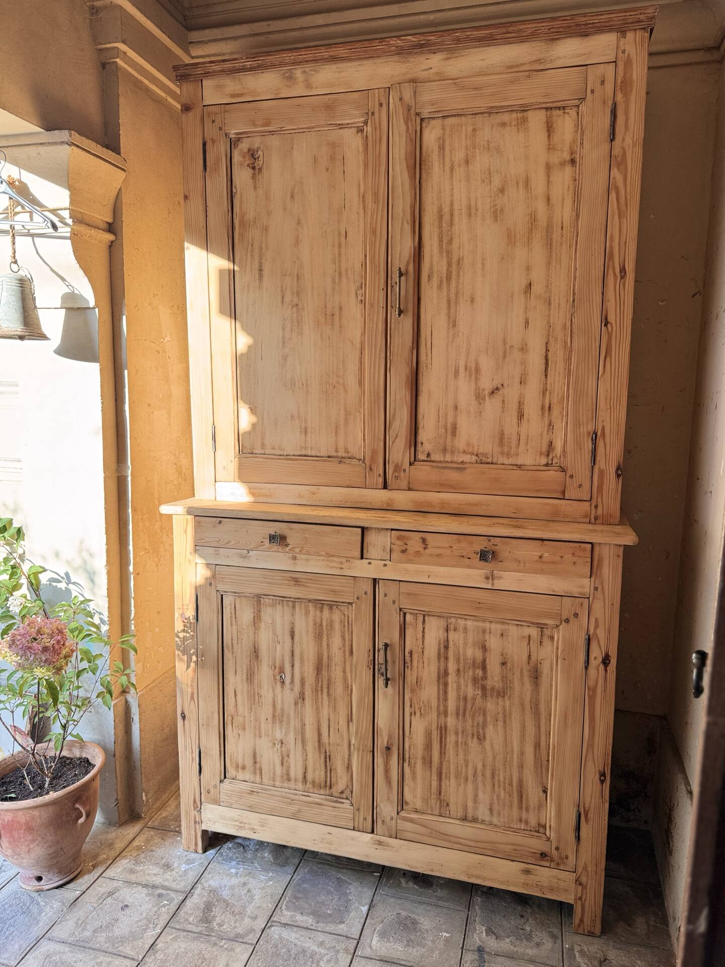 Very rustic