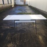 Formica table with extensions